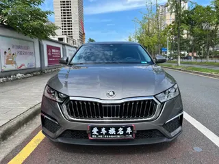 Skoda Octavia 2022 купить из Китая, цена 2 368 000 ₽ — Suifenhe Auto