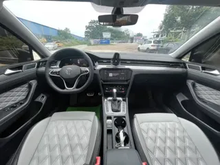 Volkswagen Magotan 2024 купить из Китая, цена 3 836 000 ₽ — Suifenhe Auto