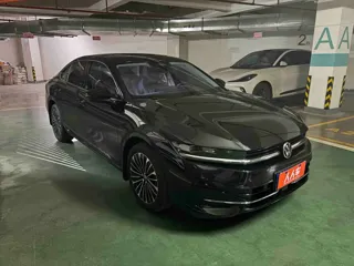 Volkswagen Magotan 2025 купить из Китая, цена 4 730 000 ₽ — Suifenhe Auto