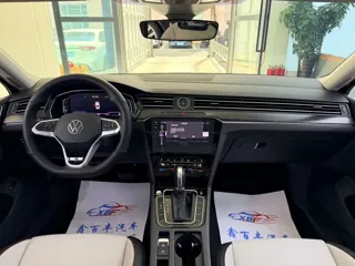 Volkswagen Magotan 2025 купить из Китая, цена 4 259 000 ₽ — Suifenhe Auto