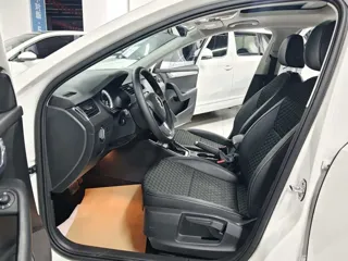 Skoda Octavia 2018 купить из Китая, цена 1 184 000 ₽ — Suifenhe Auto