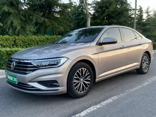 Volkswagen Sagitar 2020 купить из Китая, цена 1 445 000 ₽ — Suifenhe Auto