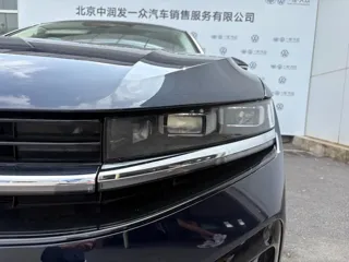 Volkswagen Magotan 2024 купить из Китая, цена 4 592 000 ₽ — Suifenhe Auto
