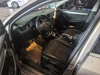 Skoda Octavia 2018 купить из Китая, цена 1 067 000 ₽ — Suifenhe Auto