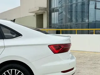 Volkswagen Sagitar 2021 купить из Китая, цена 1 624 000 ₽ — Suifenhe Auto