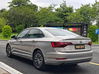 Volkswagen Sagitar 2019 купить из Китая, цена 1 455 000 ₽ — Suifenhe Auto