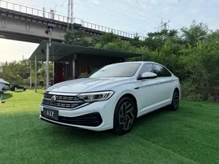 Volkswagen Sagitar 2022 купить из Китая, цена 1 779 000 ₽ — Suifenhe Auto