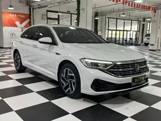 Volkswagen Sagitar 2022 купить из Китая, цена 1 818 000 ₽ — Suifenhe Auto