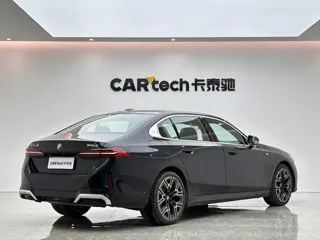 BMW 5 Series 2024 купить из Китая, цена 7 388 000 ₽ — Suifenhe Auto