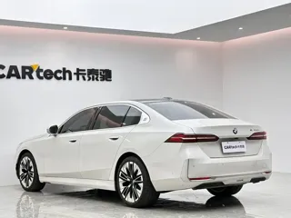 BMW 5 Series 2024 купить из Китая, цена 7 229 000 ₽ — Suifenhe Auto
