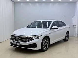 Volkswagen Sagitar 2022 купить из Китая, цена 1 910 000 ₽ — Suifenhe Auto