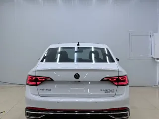 Volkswagen Sagitar 2022 купить из Китая, цена 1 910 000 ₽ — Suifenhe Auto