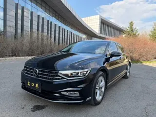 Volkswagen Magotan 2023 купить из Китая, цена 2 108 000 ₽ — Suifenhe Auto
