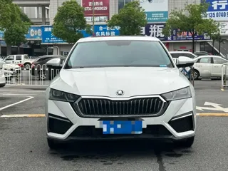 Skoda Octavia 2024 купить из Китая, цена 2 895 000 ₽ — Suifenhe Auto
