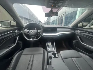 Skoda Octavia 2024 купить из Китая, цена 2 895 000 ₽ — Suifenhe Auto