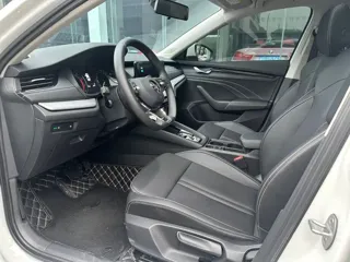 Skoda Octavia 2024 купить из Китая, цена 2 895 000 ₽ — Suifenhe Auto