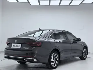 Volkswagen Sagitar 2023 купить из Китая, цена 1 727 000 ₽ — Suifenhe Auto