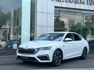 Skoda Octavia 2024