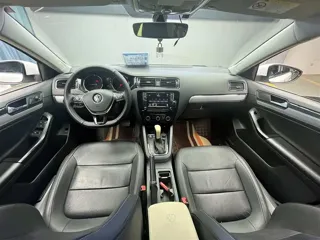 Volkswagen Sagitar 2019 купить из Китая, цена 1 461 000 ₽ — Suifenhe Auto