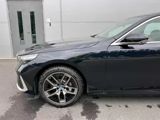 BMW 5 Series 2025 купить из Китая, цена 6 911 000 ₽ — Suifenhe Auto