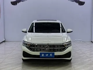 Volkswagen Sagitar 2022 купить из Китая, цена 1 805 000 ₽ — Suifenhe Auto