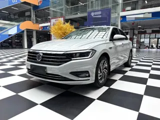 Volkswagen Sagitar 2022 купить из Китая, цена 1 818 000 ₽ — Suifenhe Auto