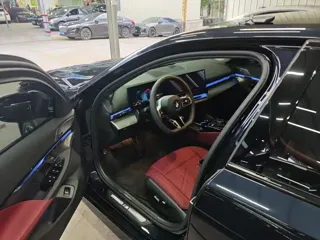 BMW 5 Series 2025 купить из Китая, цена 7 260 000 ₽ — Suifenhe Auto