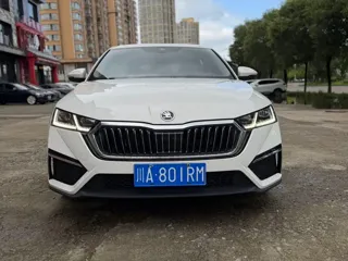 Skoda Octavia 2022 купить из Китая, цена 2 339 000 ₽ — Suifenhe Auto