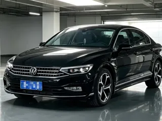 Volkswagen Magotan 2024 купить из Китая, цена 3 823 000 ₽ — Suifenhe Auto