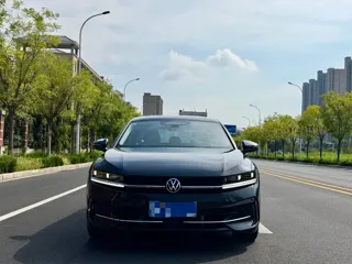 Volkswagen Magotan 2024 купить из Китая, цена 4 480 000 ₽ — Suifenhe Auto