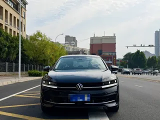 Volkswagen Magotan 2024 купить из Китая, цена 4 480 000 ₽ — Suifenhe Auto