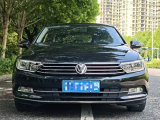 Volkswagen Magotan 2019 купить из Китая, цена 1 533 000 ₽ — Suifenhe Auto