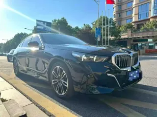 BMW 5 Series 2024 купить из Китая, цена 5 994 000 ₽ — Suifenhe Auto