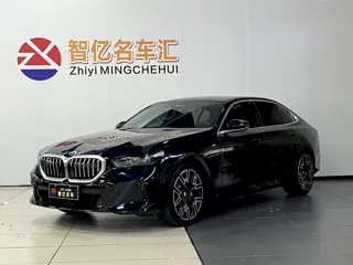 BMW 5 Series 2024 купить из Китая, цена 7 084 000 ₽ — Suifenhe Auto
