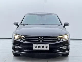 Volkswagen Magotan 2022 купить из Китая, цена 1 536 000 ₽ — Suifenhe Auto