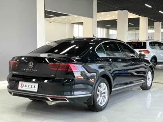 Volkswagen Magotan 2023 купить из Китая, цена 2 027 000 ₽ — Suifenhe Auto