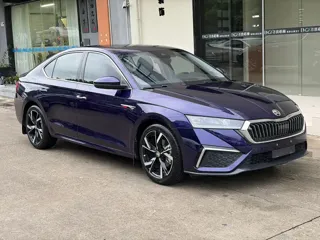 Skoda Octavia 2022 купить из Китая, цена 2 225 000 ₽ — Suifenhe Auto