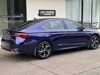Skoda Octavia 2022 купить из Китая, цена 2 225 000 ₽ — Suifenhe Auto