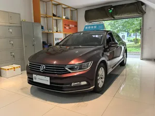 Volkswagen Magotan 2019 купить из Китая, цена 1 612 000 ₽ — Suifenhe Auto