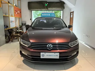 Volkswagen Magotan 2019 купить из Китая, цена 1 612 000 ₽ — Suifenhe Auto