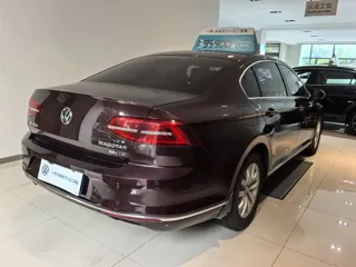 Volkswagen Magotan 2019 купить из Китая, цена 1 612 000 ₽ — Suifenhe Auto