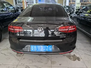 Volkswagen Magotan 2018 купить из Китая, цена 1 611 000 ₽ — Suifenhe Auto