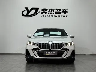 BMW 5 Series 2025 купить из Китая, цена 6 701 000 ₽ — Suifenhe Auto