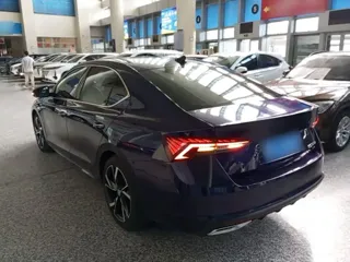 Skoda Octavia 2022 купить из Китая, цена 1 449 000 ₽ — Suifenhe Auto