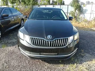 Skoda Octavia 2020 купить из Китая, цена 1 326 000 ₽ — Suifenhe Auto