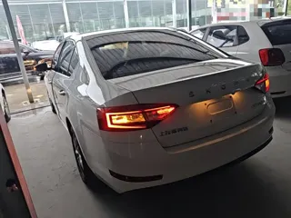 Skoda Octavia 2019 купить из Китая, цена 1 319 000 ₽ — Suifenhe Auto