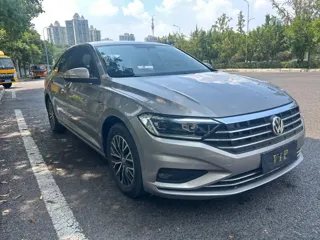 Volkswagen Sagitar 2021 купить из Китая, цена 1 393 000 ₽ — Suifenhe Auto