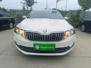 Skoda Octavia 2021 купить из Китая, цена 1 340 000 ₽ — Suifenhe Auto