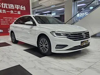 Volkswagen Sagitar 2019 купить из Китая, цена 1 382 000 ₽ — Suifenhe Auto