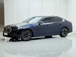 BMW 5 Series 2024 купить из Китая, цена 7 279 000 ₽ — Suifenhe Auto